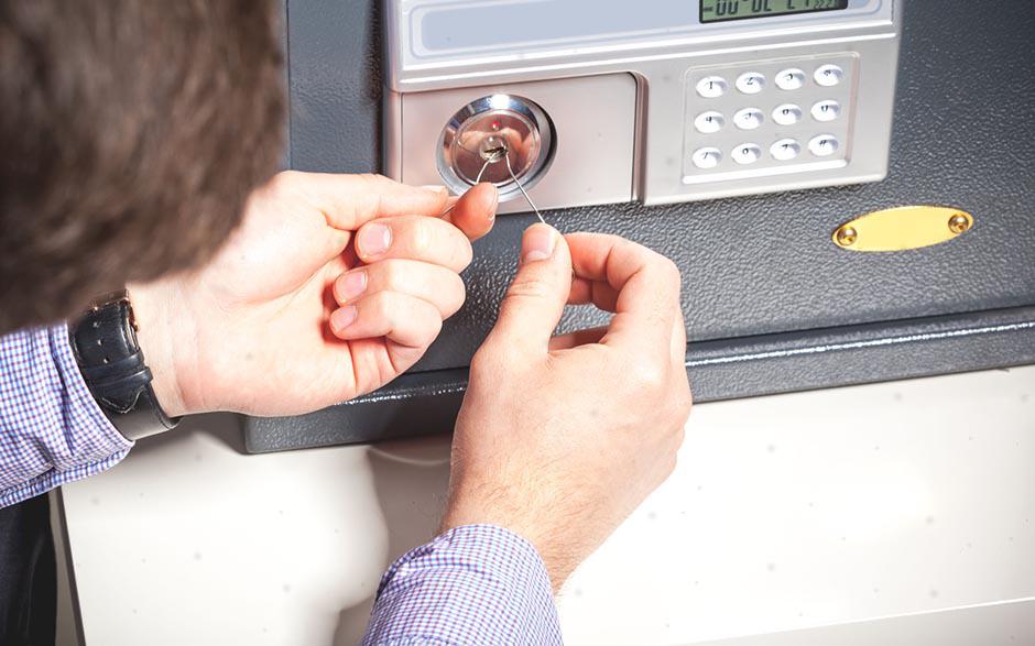 serrurier porte Suresnes